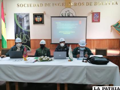 SIB Oruro expone la situación del alcantarillado en Oruro /LA PATRIA