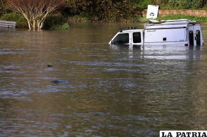 Las olas gigantes ocasionaron inundaciones en zonas costeras 
/EL MUNDO ESPAÑA
