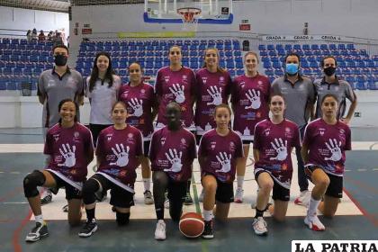 Magectias, el cuadro en el cual juega la boliviana Romina Rodríguez (la segunda de debajo de izquierda a derecha) /Ligafemenina.esp