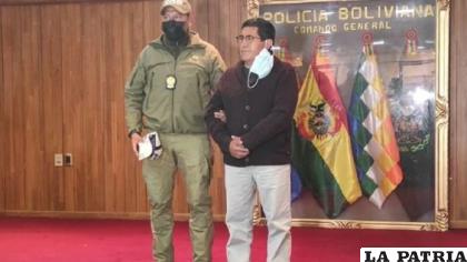 Momento cuando presentaron al juez Rafael Alcón /Correo del Sur