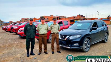 El ??verde olivo? entregó seis coches recuperados a su par de Chile /Policía