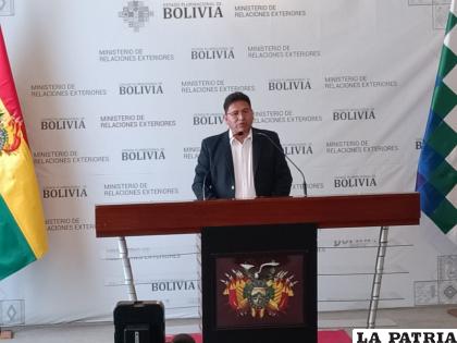 La conferencia de prensa ofrecida por el vicecanciller Mamani 
/LA PATRIA