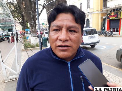 Presidente de la Fedjuve, Richard Mamani /LA PATRIA
