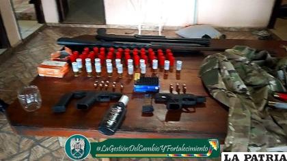 El armamento fue secuestrado para fines investigativos /POLICÍA