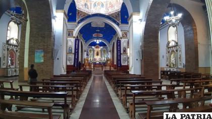 Su objetivo es saluda a la Virgen del Socavón / LA PATRIA