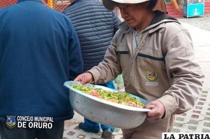 Verifican alimentación de los animales /CMO