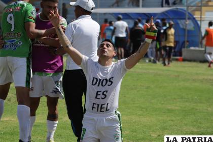 Alexis Bravo quien jugó en Sur-Car, ahora militará en CDT Real Oruro 
/LA PATRIA