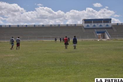 Nuevo walk over y se empaña el torneo Sub-19 /LA PATRIA