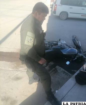 El motociclista fue evacuado a un centro de salud  /LA PATRIA