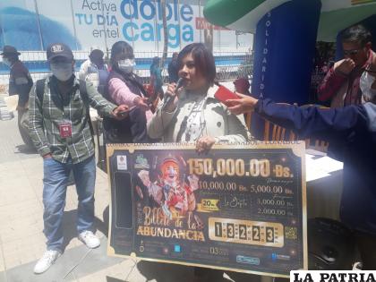 Presentan el sorteo â€œBillete de la Abundancia 2023â€ /LA PATRIA
