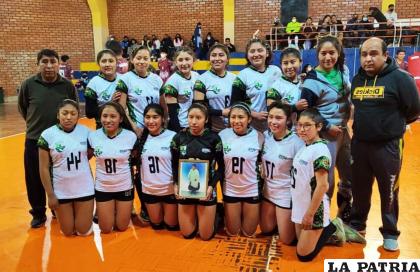 Santa Rosa es uno de los cuadros que ir en busca del título en Juvenil damas /LA PATRIA