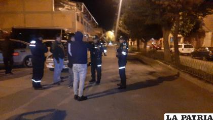 Los damnificados denuncian los pormenores del incidente /LA PATRIA
