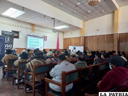 Representantes de diferentes instituciones, organizaciones y autoridades estuvieron presentes en la socialización /LA PATRIA