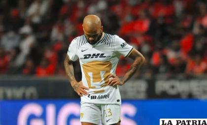 Dani Alves fue desafectado de los Pumas debido a los problemas que sopesa /avoz.es