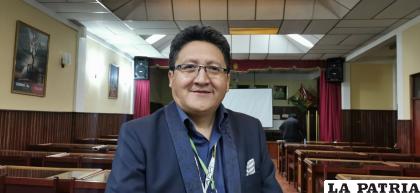 MARCO AGUILAR