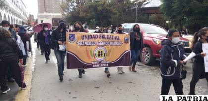 Rechazan la imposición de la nueva malla curricular /LA PATRIA