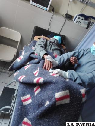 El occiso fue auxiliado por Bomberos a un hospital, pero falleció a los días /Policía