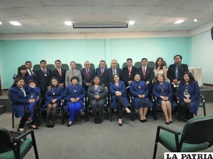 Miembros de la Academia de Historia de la Medicina capítulo Oruro /GENTILEZA