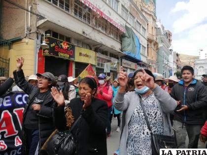 Ante nuevos asentamientos, comerciantes se declaran en alerta /LA PATRIA