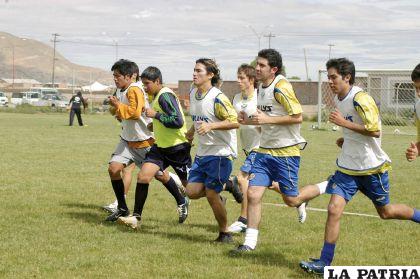 Los “santos” fueron sometidos a trabajos físicos