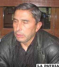 Víctor López de la APDHB