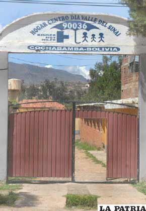 Acceso al Hogar “Valle de Sinaí” en Cochabamba, donde también surgieron denuncias sobre casos de violación a menores