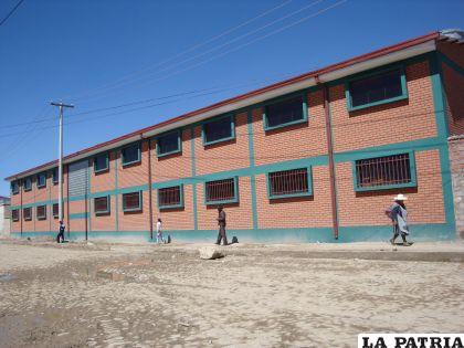 En la zona Este se entregó nueva infraestructura educativa, pero, los vecinos piden seguridad ciudadana