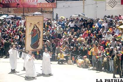 Aproximadamente 5.500 músicos demostraron su devoción a la Virgen del Socavón, entonando la plegaria “A Vuestros Pies Madre”.
