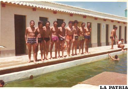 “Los Picaltultos” es la institución más quijote de natación, que data desde la década de los años 40.