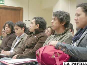 En el Foro se analizó la situación del trabajo juvenil en la región