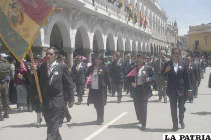 Personal administrativo y médico del Hospital General San Juan de Dios