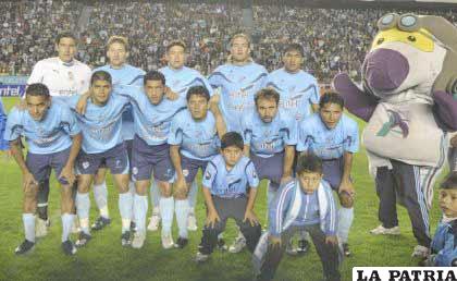 Bolívar reiniciará sus aprestos en su estadio