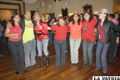 Una espina en medio de las rosas