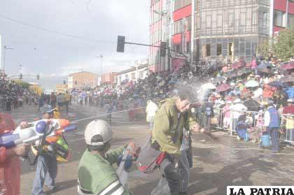 Así se derrochó el agua potable durante los días de Carnaval