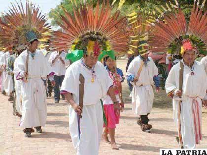 La danza de los macheteros propia de San Ignacio de Moxos