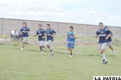 San José, ayer reanudó sus entrenamientos