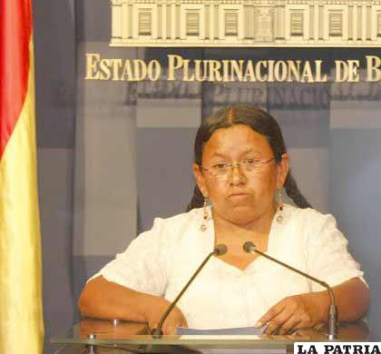 Nemesia Chacollo, ministra de Desarrollo Rural