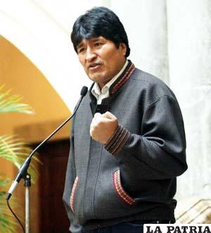 Presidente Morales promulgó leyes que vulneran convenciones de la Carta Interamericana