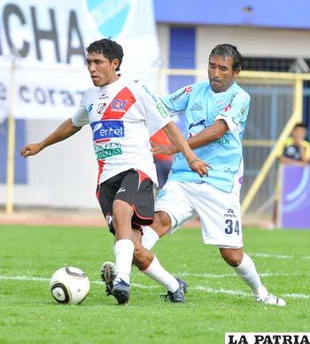 Ronald Puma buen valor de Nacional Potosí, supera la marca a Jaime Robles (Aurora)