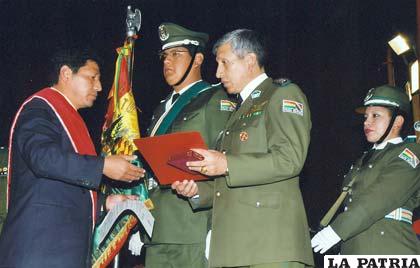 Condecoración al Organismo Operativo de Tránsito