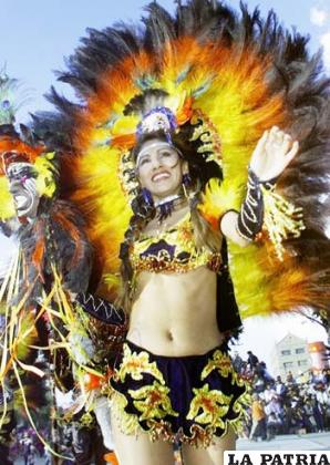 El Carnaval de Oruro es una mezcla de una profunda fe religiosa en la Virgen del Socavón, belleza y una impresionante demostración de cultura