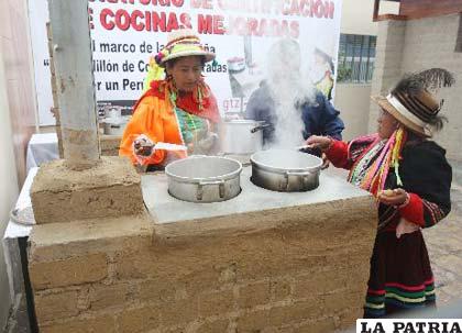 Cocinas ecológicas, una buena iniciativa en el Perú