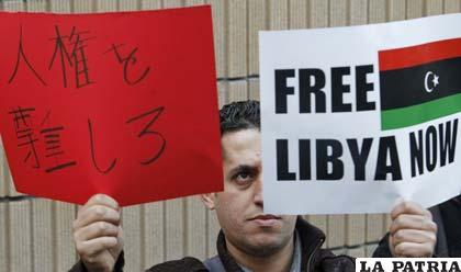 Protestas en demanda de la libertad en Libia