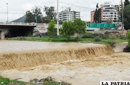 Lluvias ocasionan una serie de emergencias en Cochabamba