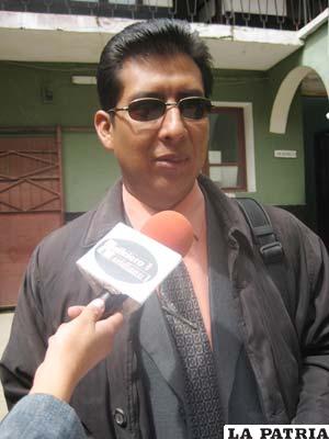 Edwin Choque, periodista.