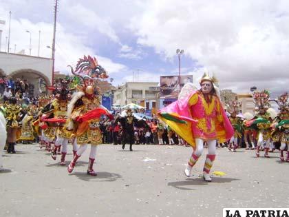 La Fraternidad, 67 años aportando al Carnaval de Oruro