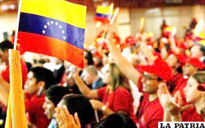 Seguidores del presidente venezolano, Hugo Chávez, conmemoraran mañana con una marcha el vigésimo segundo aniversario de la revuelta popular conocida como el 