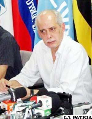 Carlos Chávez, Pdte. de la FBF