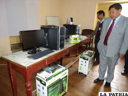 El Cridai entregó equipos de computación a la Caja Nacional de Salud