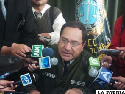 El director de la Felcc, Cnl. Héctor Ríos Montaño